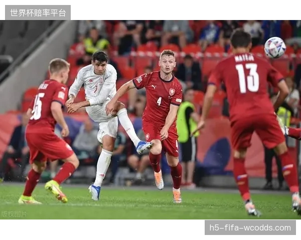 有限的备战资源或影响磨合效果，捷克队需在有限条件下最大化演练阵容。